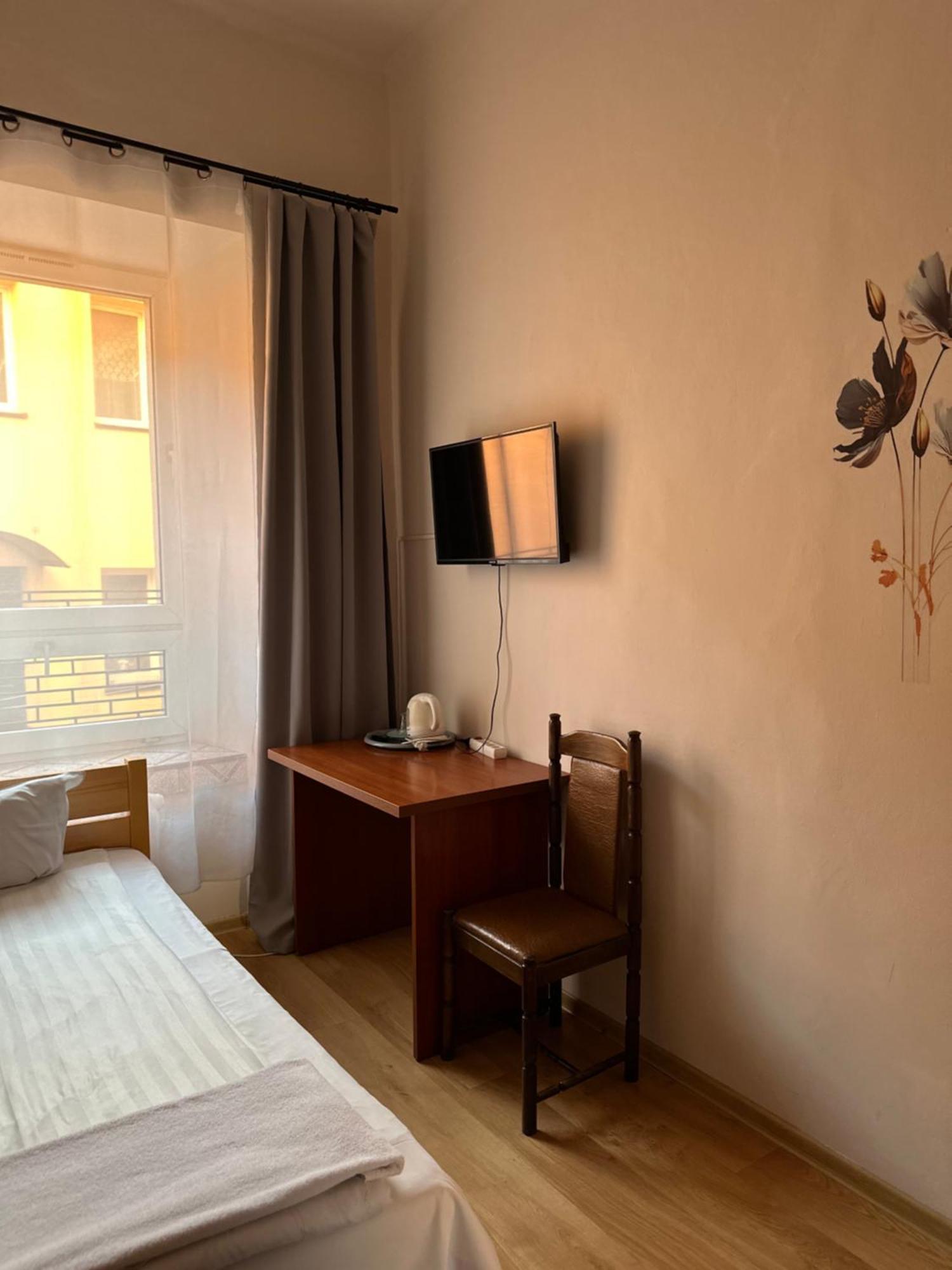 Hotel Haga เชสโตฮอวา ภายนอก รูปภาพ