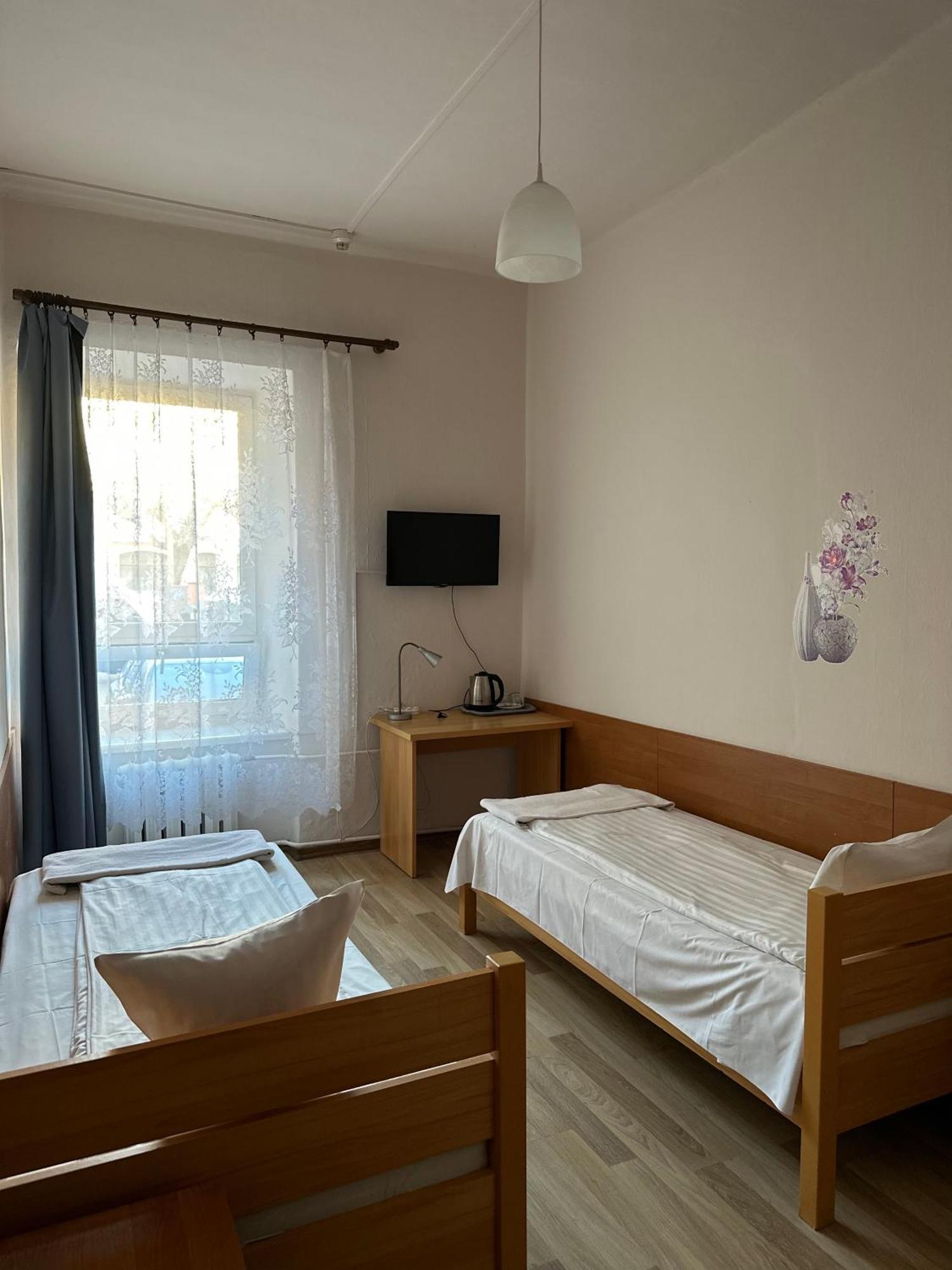 Hotel Haga เชสโตฮอวา ภายนอก รูปภาพ